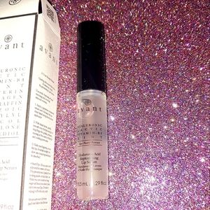 Avant Hyaluronic Acid Replenishing Lip Serum Avant